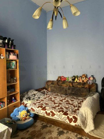 Eladó téglalakás, Szegeden, Szent István téren 29.9 M Ft