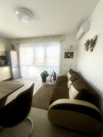 Kiadó téglalakás, albérlet, Győrött 200 E Ft / hó, 2 szobás