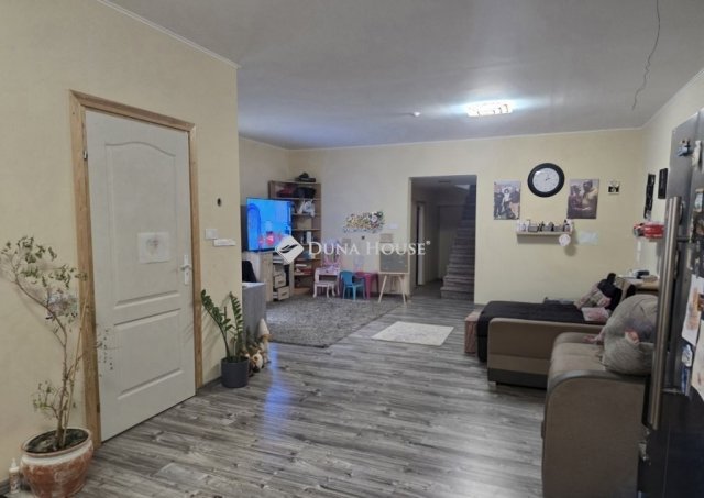 Eladó családi ház, Dabason 79.9 M Ft, 3 szobás