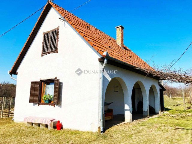 Eladó mezogazdasagi ingatlan, Monoron 19.9 M Ft