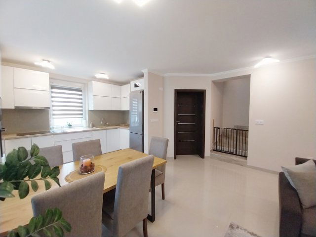 Eladó ikerház, Nyíregyházán 119.99 M Ft, 4 szobás