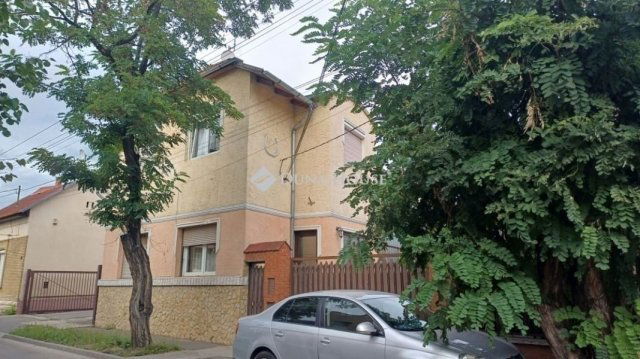 Eladó családi ház, Budapesten, XV. kerületben 159 M Ft, 6 szobás