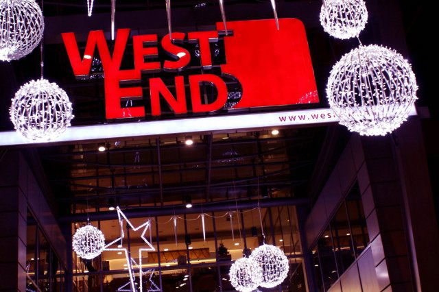 Eladó üzlethelyiség, Budapesten, VI. kerületben, Váci úton