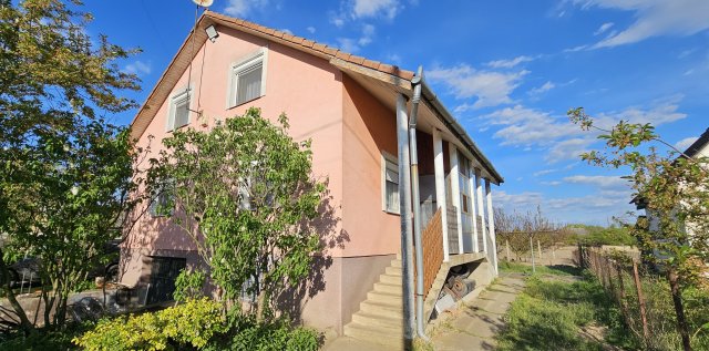 Eladó családi ház, Debrecenben 63 M Ft, 4 szobás