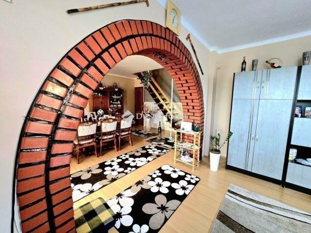 Eladó családi ház, Kővágószőlősön 85 M Ft, 4+2 szobás