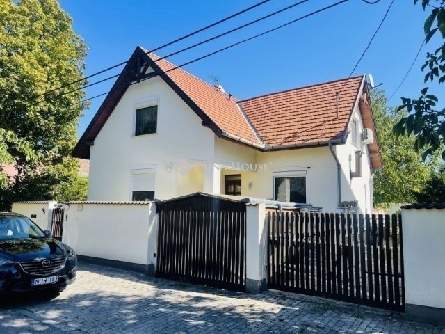 Eladó családi ház, Budapesten, XVIII. kerületben 169.9 M Ft