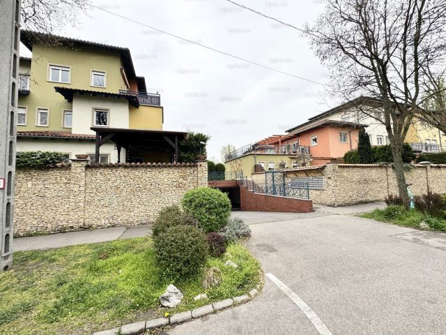 Eladó téglalakás, XIV. kerületben, Kerékgyártó utcában