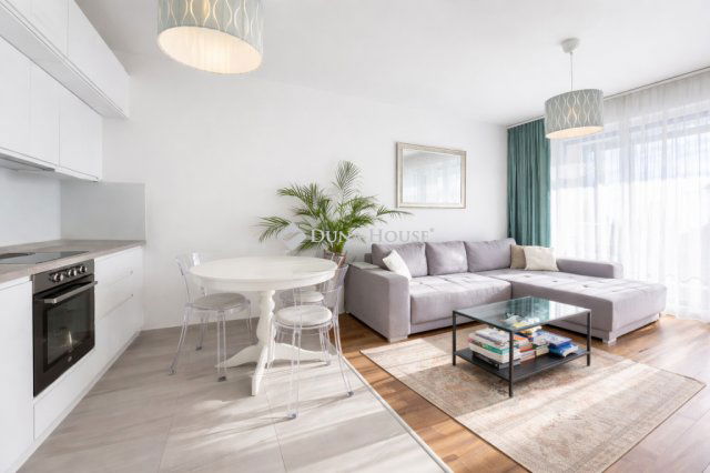 Eladó téglalakás, Budapesten, III. kerületben, Róza közben