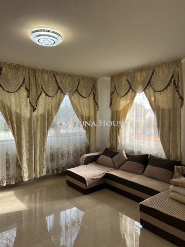 Eladó családi ház, Ercsiben 49 M Ft, 6+1 szobás