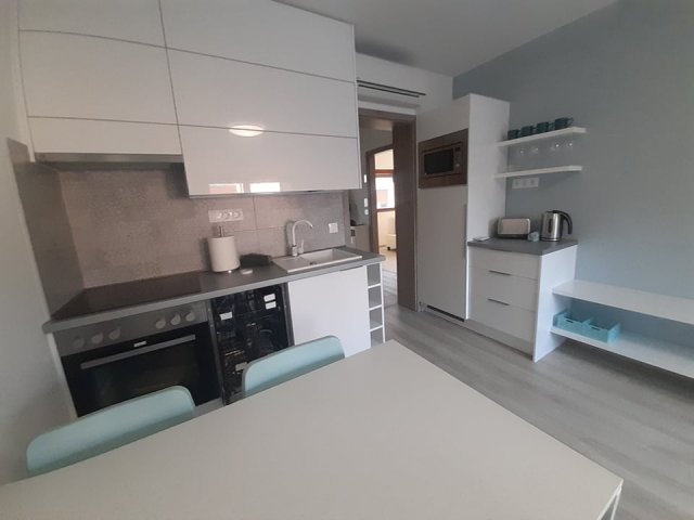 Kiadó téglalakás, albérlet, Pécsett 220 E Ft / hó, 2 szobás