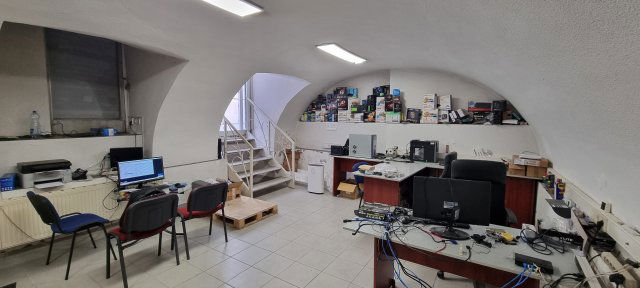 Eladó üzlethelyiség, Kecskeméten 40 M Ft / költözzbe.hu