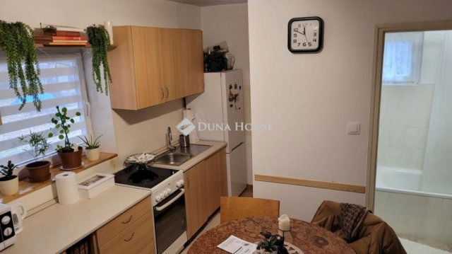 Eladó nyaraló, Harkányban 31 M Ft, 2 szobás