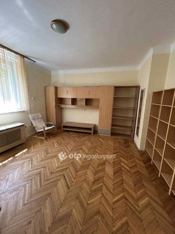 Eladó téglalakás, Budapesten, X. kerületben 47.5 M Ft, 1 szobás