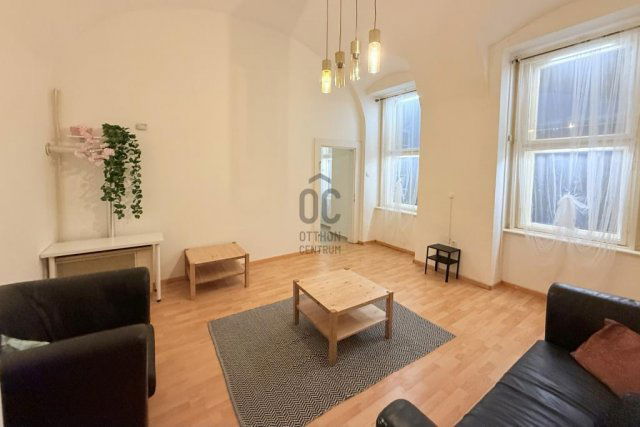 Eladó téglalakás, Budapesten, V. kerületben 74.9 M Ft, 2 szobás