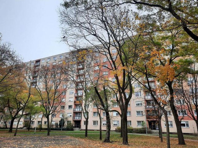 Eladó panellakás, Budapesten, XV. kerületben 51.8 M Ft