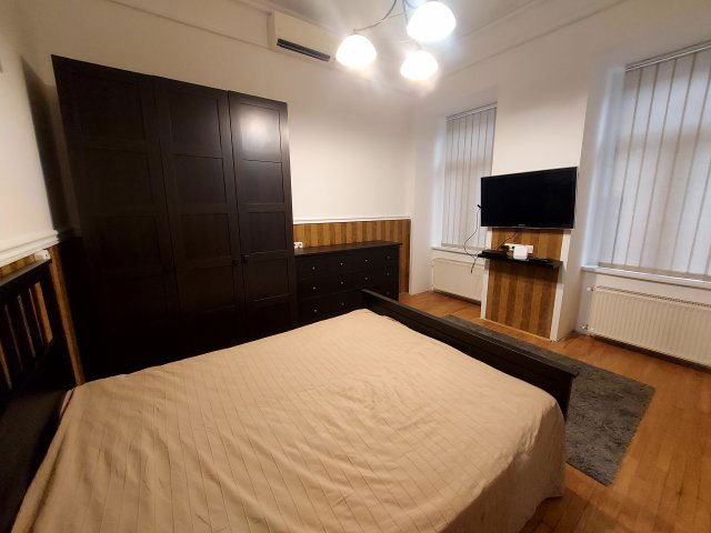 Kiadó téglalakás, albérlet, Budapesten, VI. kerületben