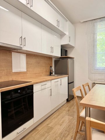 Kiadó téglalakás, albérlet, Debrecenben 260 E Ft / hó, 3 szobás