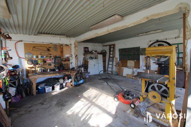 Eladó ipari ingatlan, Herenden 128 M Ft, 3+2 szobás