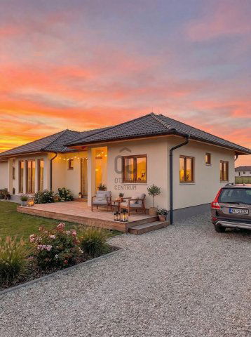 Eladó ikerház, Balatonszabadiban 64.5 M Ft, 3 szobás