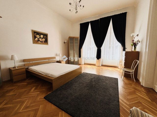 Eladó téglalakás, Budapesten, VIII. kerületben 182.88 M Ft