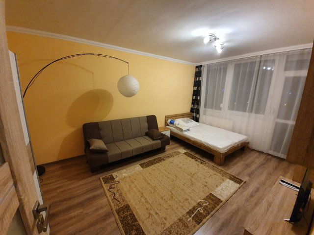 Kiadó panellakás, albérlet, Debrecenben 200 E Ft / hó, 2 szobás