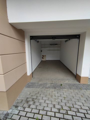 Eladó garázs, Mohácson 10 M Ft / költözzbe.hu