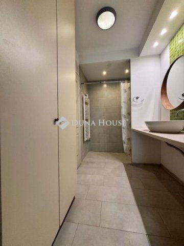 Eladó téglalakás, Budapesten, VIII. kerületben 110 M Ft