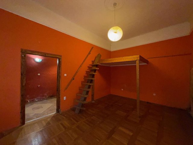 Eladó téglalakás, VIII. kerületben, Nagy Templom utcában