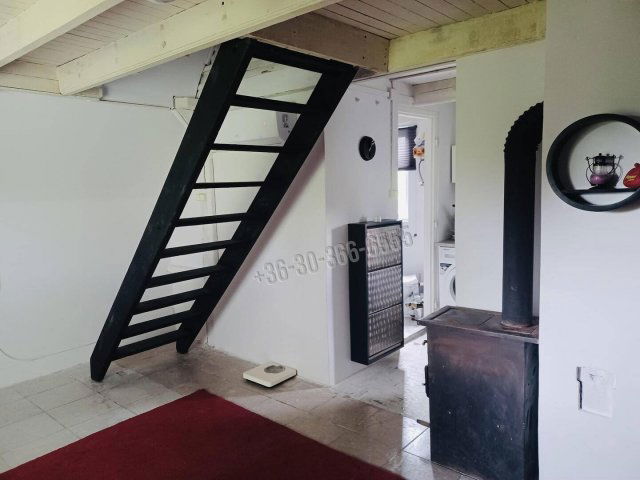 Eladó családi ház, Balatonszabadiban 25 M Ft, 2 szobás