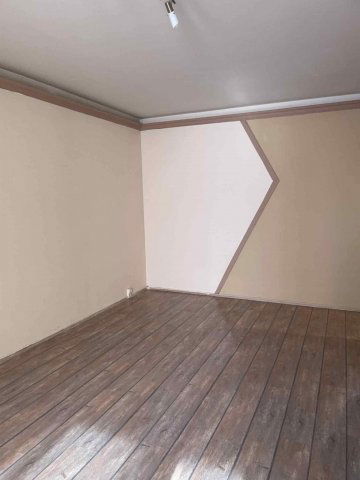 Eladó panellakás, Szegeden 42.9 M Ft, 2 szobás