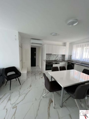 Kiadó téglalakás, albérlet, Pécsett 360 E Ft / hó, 4 szobás