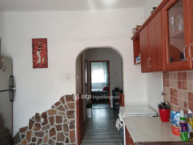 Eladó családi ház, Biriben 39 M Ft, 3 szobás