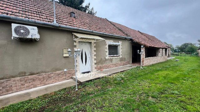 Eladó családi ház, Magyargencsen 17.5 M Ft, 2 szobás