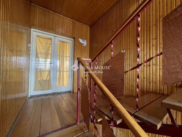 Eladó családi ház, Nagykőrösön 49.9 M Ft, 5 szobás