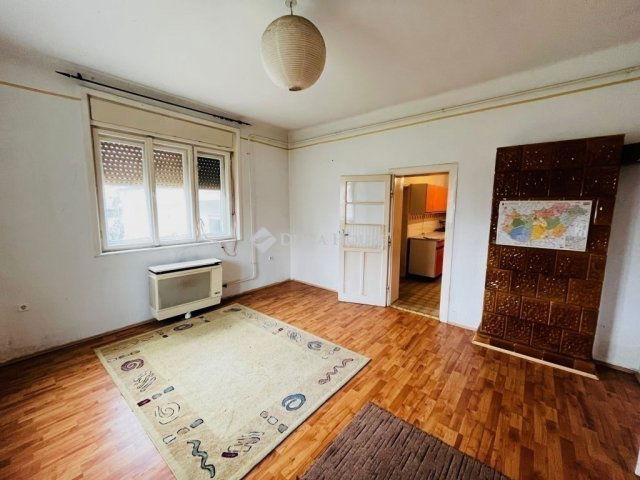 Eladó családi ház, Tápiószecsőn 54.9 M Ft, 4 szobás