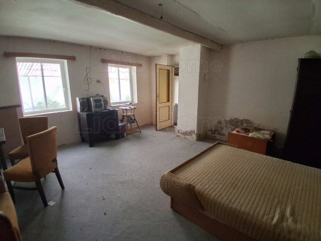 Eladó családi ház, Kurdon 7.5 M Ft, 3 szobás