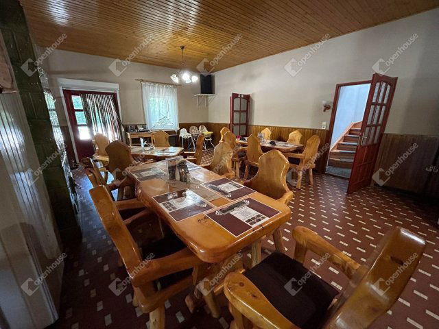 Eladó ipari ingatlan, Monorierdőn 350 M Ft / költözzbe.hu
