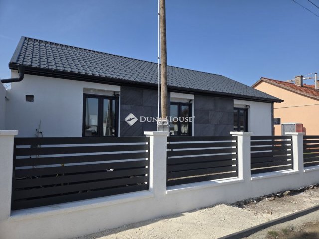 Eladó családi ház, Szolnokon, Bimbó utcában 79.9 M Ft, 4 szobás