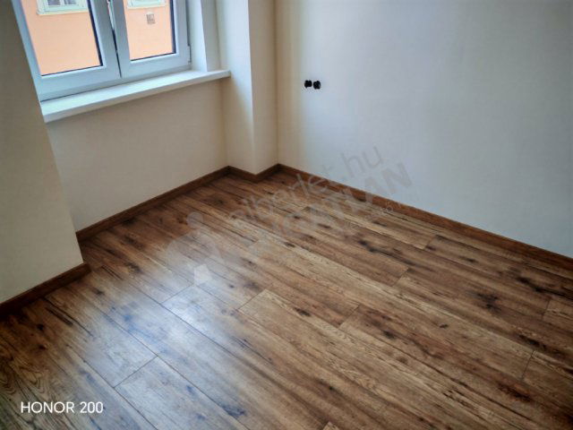 Kiadó téglalakás, albérlet, VIII. kerületben, Bródy Sándor utcában