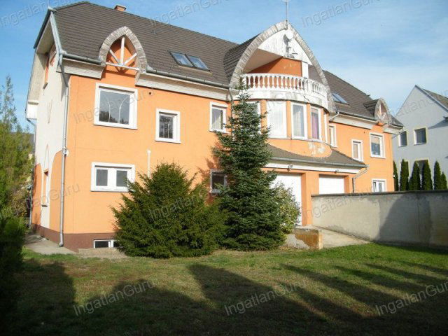 Eladó ipari ingatlan, Kecskeméten 199.8 M Ft