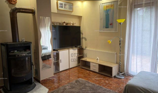 Eladó ikerház, Százhalombattán 135 M Ft, 6 szobás