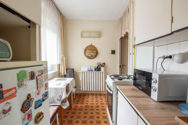 Eladó panellakás, Szombathelyen 34.9 M Ft, 3 szobás