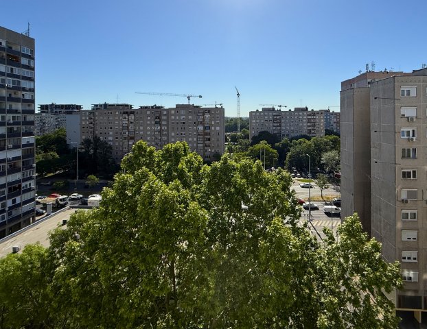 Eladó panellakás, Budapesten, III. kerületben 64.8 M Ft, 2 szobás