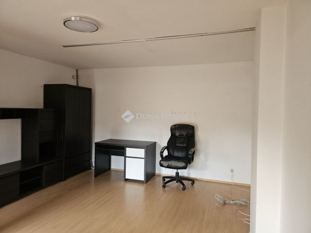 Eladó családi ház, Fóton 134 M Ft, 4+1 szobás