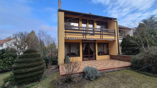 Eladó családi ház, Sopronban 129 M Ft, 5 szobás