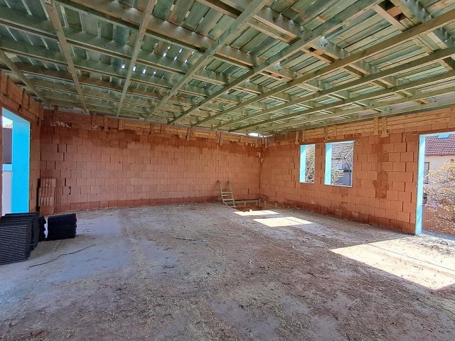 Eladó családi ház, Budapesten, XV. kerületben 155 M Ft, 4 szobás