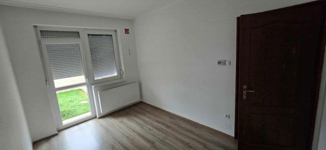 Kiadó családi ház, albérlet, Debrecenben 500 E Ft / hó