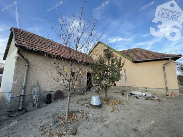 Eladó családi ház, Soltszentimrén 20.8 M Ft, 2 szobás