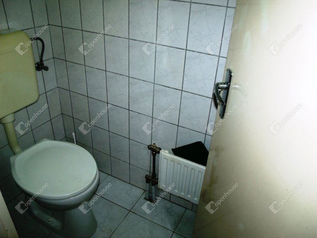 Kiadó téglalakás, albérlet, Pacsán 100 E Ft / hó, 1 szobás