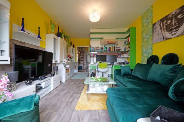 Eladó panellakás, Budapesten, III. kerületben 77 M Ft, 3 szobás